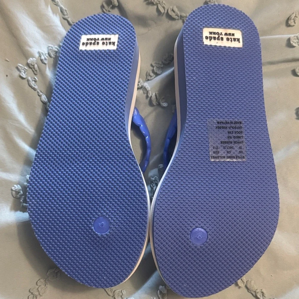 Kate Spade White and Blue Starfish Flip Flops - Picture 2 of 7